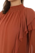 Omuz Fırfırlı Yaka Gipeli Şifon Bluz 6001-Taba - 3