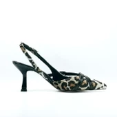 Janestt Çift Bantlı Toka Detaylı Rugan Kadın Topuklu Ayakkabı 147-PM492-945 thumbnail 12