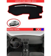 Volvo S40 2008-2012 İçin Uygun Torpido Koruma Halısı Siyah Kenar Renk Kırmızı thumbnail 1