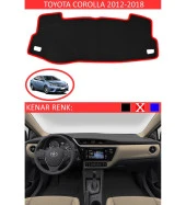 Toyota Coralla 2012-2018 İçin Uygun Torpido Koruma Halısı Siyah Kenar Renk Kırmızı thumbnail 1