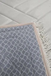 Çeyizdiyarı Saliha Kadife Dolgulu Seccade Açık Gri thumbnail 2