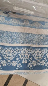 Emily Baskılı Kapitoneli Çift Kişilik Yatak Örtüsü Mavi thumbnail 2