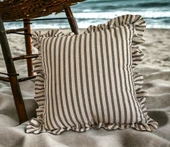 Keten Koyu Mavi Çizgili Bohem Fırfırlı Keten Kırlent Kılıfı thumbnail 1