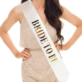 Beyaz Üzeri Altın Büyük Bride To Be Yazılı Simli Işıltılı Kuşak Kemer 10 cm Genişlik thumbnail 1