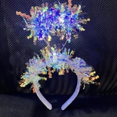 Beyaz Renk Gümüş Işıltılı Püsküllü Led Işıklı Parlak Hologramlı Taç 25x12 cm thumbnail 1