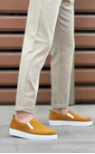 BA0339 Bağcıksız Kadife Hardal Beyaz Taban Günlük Erkek Ayakkabı thumbnail 4