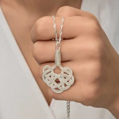 Gümüş Kazaziye Örgü Kadın Kolye thumbnail 3