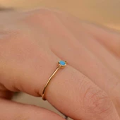 14 Ayar Altın Mavi Taşlı Tel Yüzük thumbnail 2