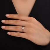 0.70ct Pırlanta Tektaş Yüzük - 18K thumbnail 2