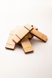 Ahşap Mum Fitili -100 Adet ( 30mm x 75mm x 0,5mm ) thumbnail 1