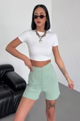 Tarz Ve Rahatlığı Bir Arada Sunan Yüksek Bel Esnek Likralı Krep Şort Su Yeşili thumbnail 1