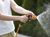 Fiskars 1020445 Bahçe Sulama Tabancası - 2