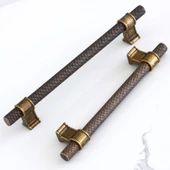 Hisar Eskitme Antik Sarı Metal 128 mm Tırtıklı Desen Mobilya Mutfak Dolap Kulpu Kulbu Kulpları thumbnail 3