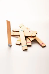 Ahşap Mum Fitili + Yapışkanlı Sehpa - 75 Adet ( 25mm x 150mm x 0,5mm ) thumbnail 3