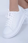 Lady Classy Beyaz Rahat Kalıp Bağcıklı Sneaker - 4