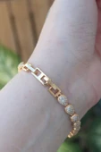 Vip Seri Pirinç Zirkon Taşlı Gold Renk Damla Model Bileklik - TJ-BB6077 - 2