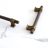 Hisar Eskitme Antik Sarı Metal 160 mm Tırtıklı Desen Mobilya Mutfak Dolap Kulpu Kulbu Kulpları thumbnail 4