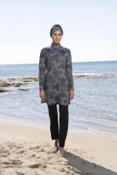 ESTİVA 23903 Siyah Dijital Desenli Tam Boy Lycralı Tesettür Mayo thumbnail 6