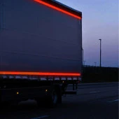 Tüvtürk Onaylı Belgeli Bant 1 Metre 5 cm Kırmızı Reflektörlü Reflektif Fosforlu Şerit Bant İkaz Bandı - 2