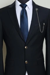 Esgue Desenli Gümüş Siyah Zincirli Ceket Yaka İğnesi - 2