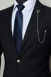 Esgue Desenli Gümüş Siyah Zincirli Ceket Yaka İğnesi - 3