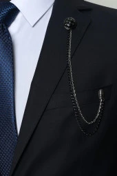 Esgue Desenli Siyah Zincirli Ceket Yaka İğnesi - 1