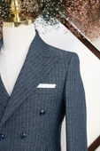 Slimfit Çift Yırtmaçlı Çizgili Sivri Yaka Astarlı Kruvaze Tek Ceket - 7