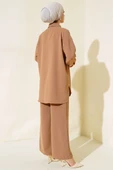 Taş Şerit Detaylı İkili Takım Camel thumbnail 3