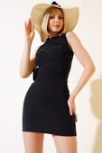 Yanı Büzgülü Kolsuz Mini Elbise Siyah thumbnail 2