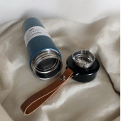 MODERN ÇİFT VAKUM YALITIMLI YANDAN DERİ TUTACAKLI SICAK/SOĞUK 450 ML GÜNLÜK, HEDİYELİK TERMOS - 4