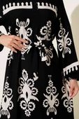 Etnik Desenli Kuşaklı Elbise Siyah thumbnail 4