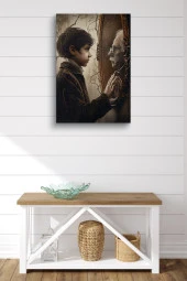 Aynadaki Yaşlı İnsana Bakan Çocuk thumbnail 5