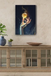 Sarı Elmaya Uzanılan El Yağlı Kanvas Tablo thumbnail 3