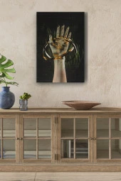 Etrafı Halkalarla Sarılı El Yağlı Kanvas Tablo thumbnail 1