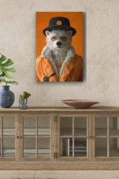 Turuncu Kıyafetli Kutup Ayısı Yağlı Kanvas Tablo thumbnail 1