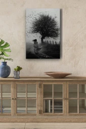 Siyah Beyaz Ağaca Yürüyen Kadın Yağlı Kanvas Tablo thumbnail 1