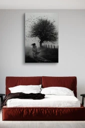Siyah Beyaz Ağaca Yürüyen Kadın Yağlı Kanvas Tablo thumbnail 3