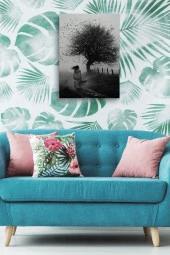 Siyah Beyaz Ağaca Yürüyen Kadın Yağlı Kanvas Tablo thumbnail 5