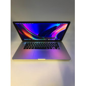MacBook Pro (Retina, 15-inch, Model 2015) - 2