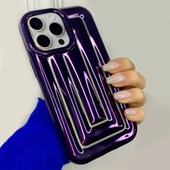 iPhone 14 Pro Max Rudra Seri Labirent Desen 3D Metalik Silikon Kapak - 7