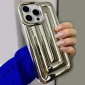 iPhone 13 Pro Rudra Seri Labirent Desen 3D Metalik Silikon Kapak - 4