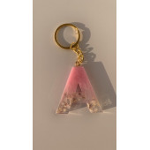 A Harfi Pembe Renk Epoksi ve Deniz Kabuğu Kırığı Süslemeli Gold Halka Anahtarlık El Yapımı Hediyelik thumbnail 4