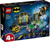 LEGO Super Heroes 76272 The Batcave with Batman, Batgirl and The Joker - 1