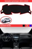 GUERRINO Torpido Koruma Halısı Siyah Kenar Renk Kırmızı Nissan Qashqai 2013-2020 ile Uyumlu thumbnail 1