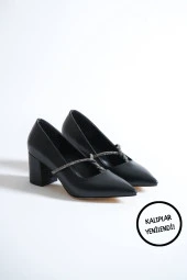 Günlük Kadın Taşlı Topuklu Ayakkabı TR010K05A thumbnail 1