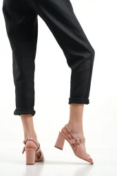 Kadın Kalın Topuklu Sandalet TR150Y06C - 5