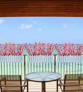 Nettenevime Yapay Çiçek Beyaz Çit Balkon Saksısı Pembe Bahardalı 55*20cm thumbnail 3