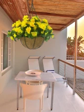 Nettenevime Yapay Çiçek Sarkaç Askılı Makreme Sepette Açelya Sarı Çiçek Sepeti thumbnail 2