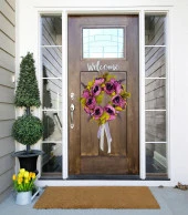 Nettenevime Yapay Çiçek Kapı Süsü Mor Şakayık Marsilya Güllü Yılbaşı Kapı Çelengi thumbnail 4