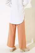 Bol Paça Kumaş Pantolon Latte thumbnail 3